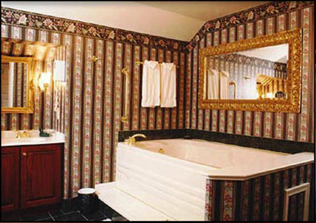 Bavarian Inn Shepherdstown Eksteriør bilde